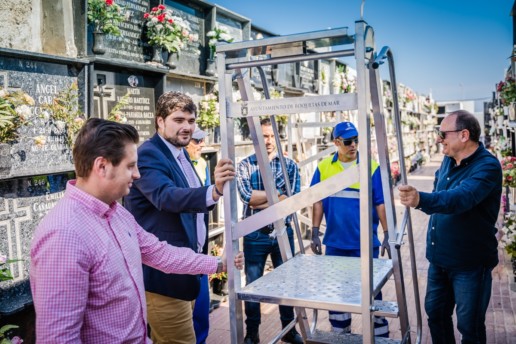 Preparativos cementerio de Roquetas de Mar por el Día de los Difuntos - Turismo Roquetas de Mar